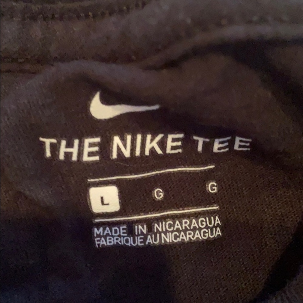 Nike t-shirt - Picture 2 of 2